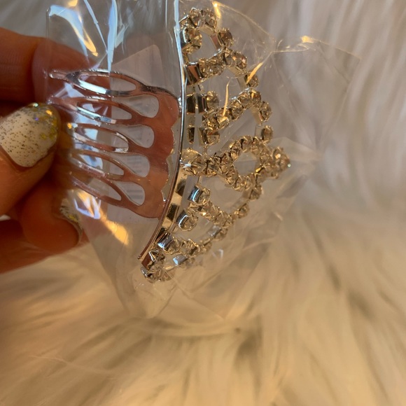 Princess crown tiara - Picture 3 of 6